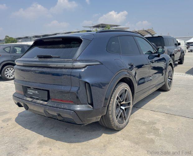 Porsche Cayenne Electric