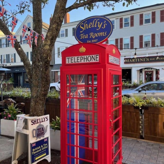 phone booth in front of shelly's tea rooms in plymouth mass