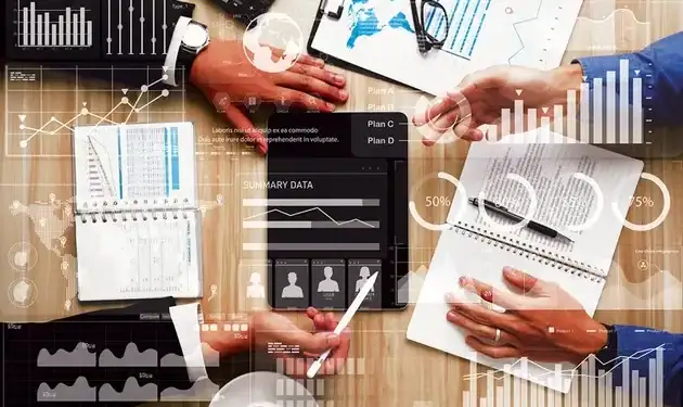 Business teamwork | Gambar ilustrasi diambil dari www.insuranceage.co.uk