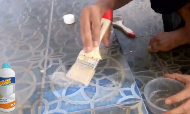 cara membersihkan kamar mandi dengan citric acid
