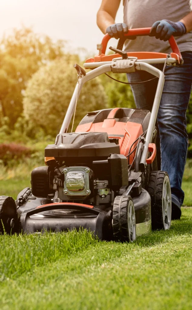 cutting grass | hoa maintenance services