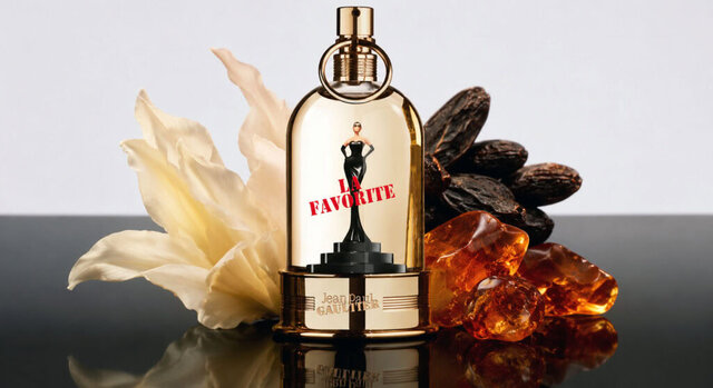 Jean Paul Gaultier La Favorite 2026 - The Room Changes When She Arrives