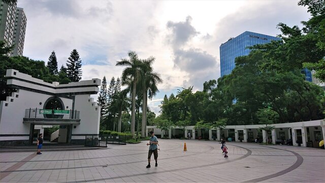麗港公園