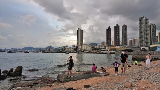 鯉魚門燈塔海灘