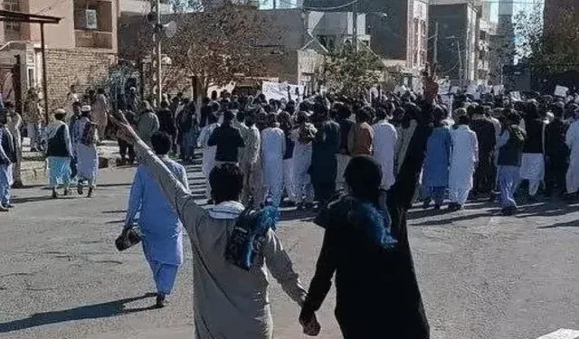 Iran: People of Zahedan Protest despite Widespread Oppressive Measures