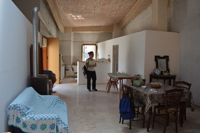 Livadia apartment for renovation