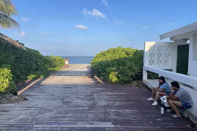 accesos publicos a las playas de puerto morelos