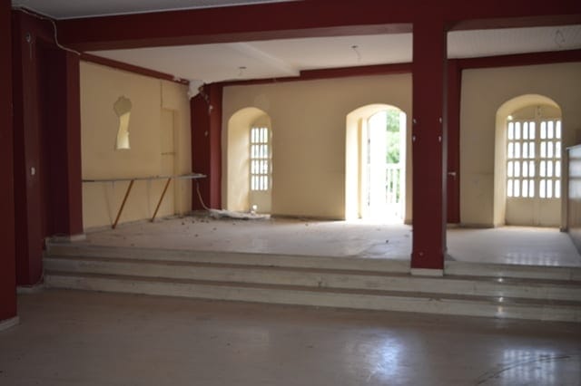 commercial property Livadia