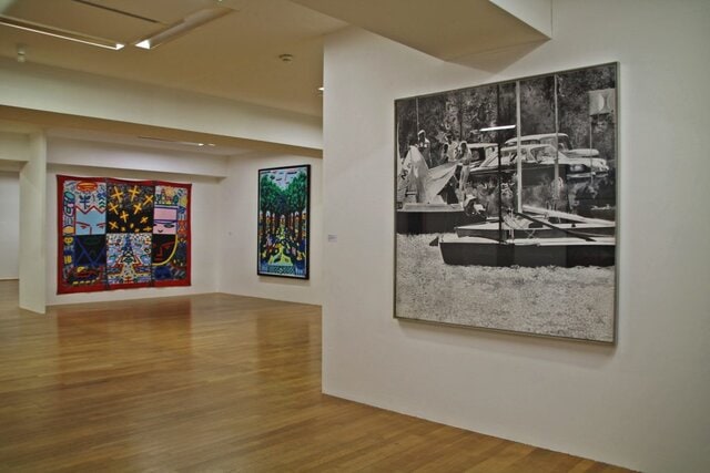 Sammlung Ludwig Museum Koblenz. Kunstwerke François Boisrond (Ohne Titel, 1985; L’allée ombrée, 1988), Gérard Gasiorowski (Nature Ensemble (...), 1968). Foto Ludwig Museum Koblenz 2020. VG BildKunst Bonn 2020