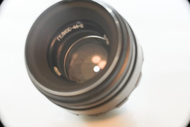 Helios44-2 58mm f2 M42のレビュー作例 グルグルボケ虹ゴースト玉ボケ