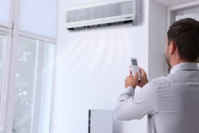 What type of air conditioner is suitable for a typical Luxembourg apartment