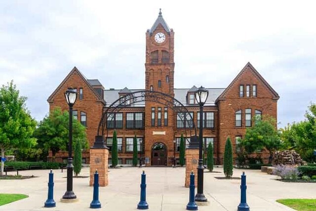 Building in Edmond Oklahoma. Area serviced by Wildlife X team Oklahoma City