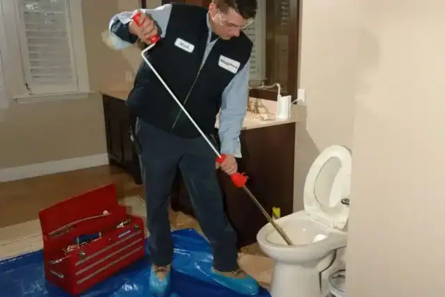 plumber for clogged toilet