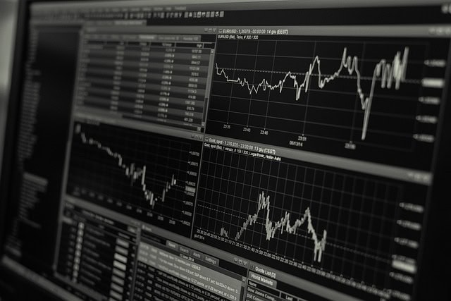 運送業界の売上・年収ランキング