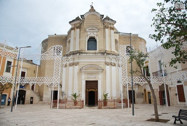 Facciata della chiesa
