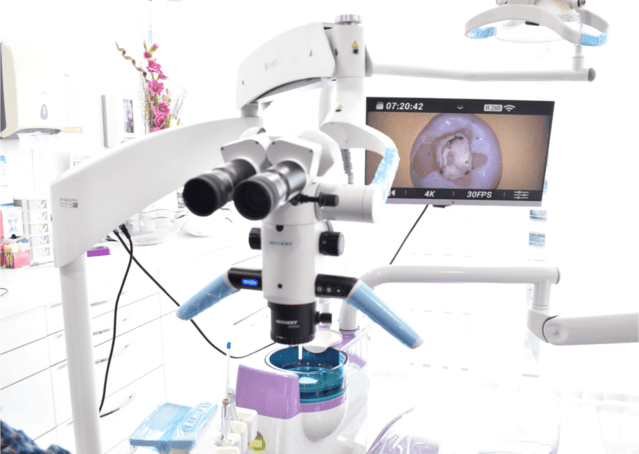 Microscopic Endodontics in Dubai