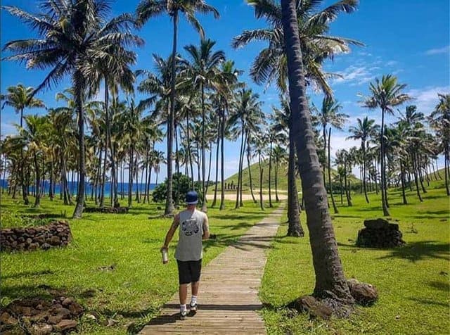 Anakena Beach, Easter Island