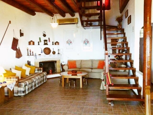 Derveni Villa Corinthia