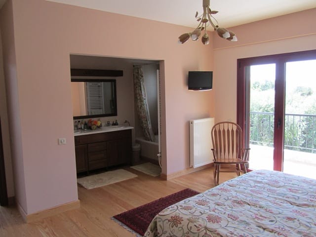 gulf of Corinth a beachfront villa
