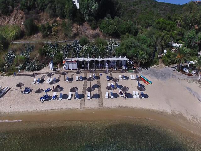 Athos Breachfront development land