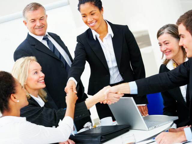 Phân biệt công ty đối nhân và công ty đối vốn Phân biệt công ty đối nhân và công ty đối vốn