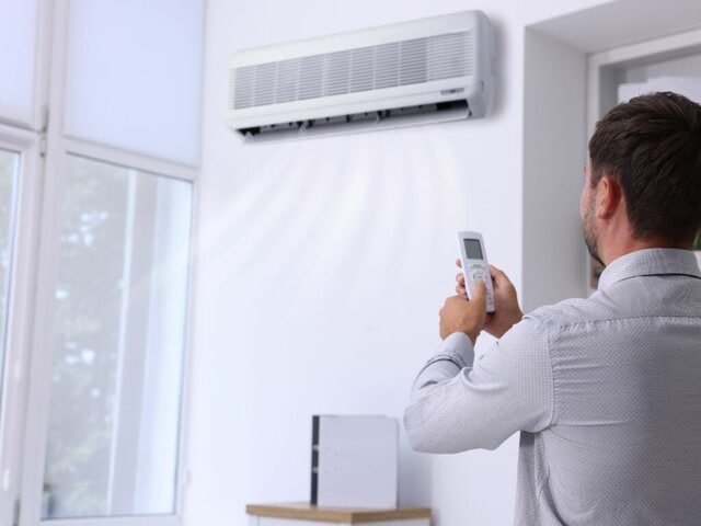 What type of air conditioner is suitable for a typical Luxembourg apartment