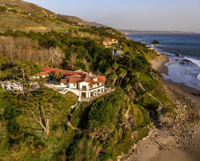 Look Inside of Kim Kardashian $70 Million Dollar Home
