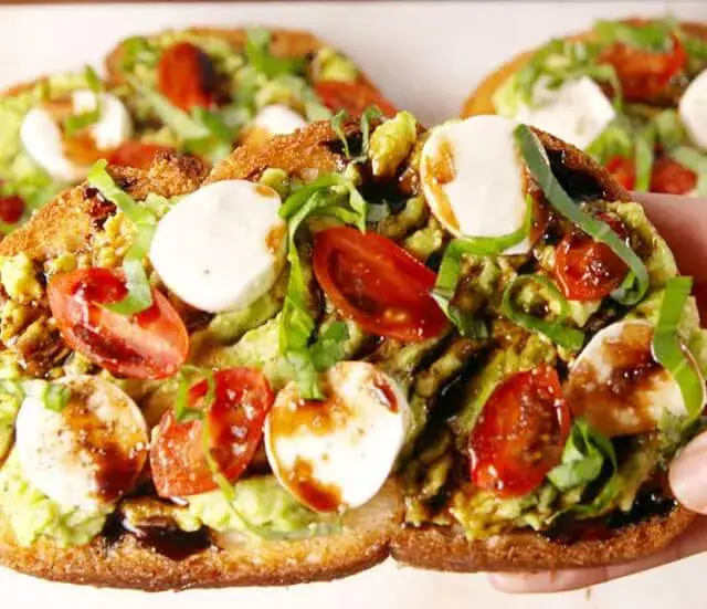 Combat the hot weather with these 5 healthy, no-cook recipes