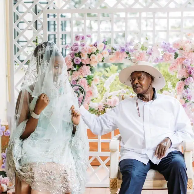 m7 wed