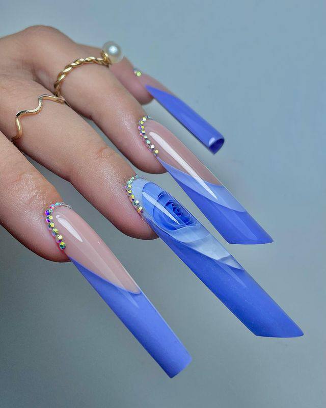 Explorando los Estilos de Puntas en Uñas Acrílicas con LEGACY NAILS: Cuadrada, Almond, Coffin y Stiletto 9 photo 2023 11 03 12 15 29