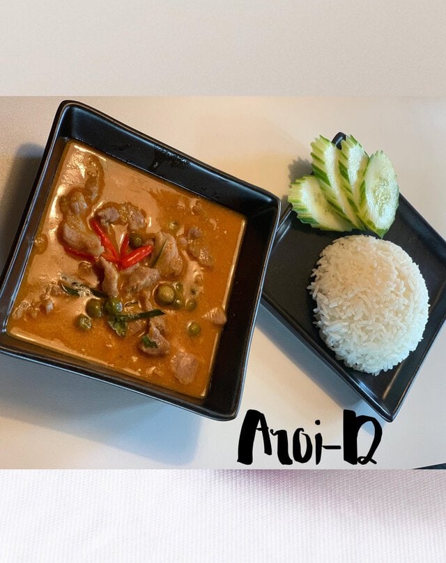 Paneang Curry