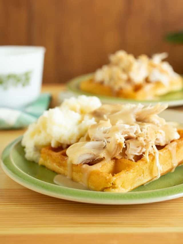 cropped-Amish-chicken-and-waffles-2-Photograph-©-Good-Food-Stories-LLC.jpg