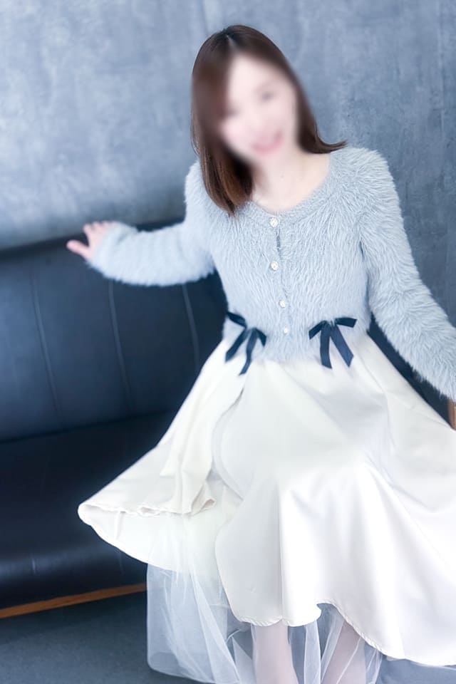 大阪 難波 風俗店ディアクイーンズ在籍の女子アナ系お姉様りあちゃん2025年4月画像03