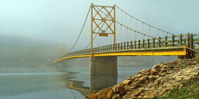 Little-Golden-Gate-Bridge Beaver bridge in Arkansas