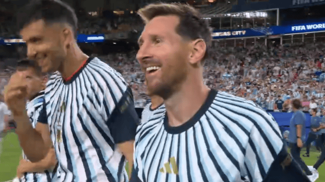 'Hat-trick' de un histórico Messi que sihue haciendo historia