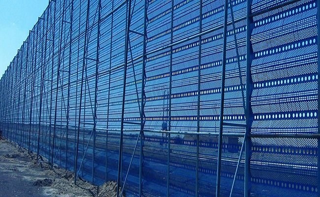 Metal Windbreak