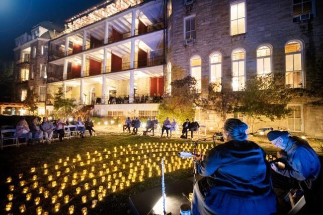 Folk Festival Crescent Hotel