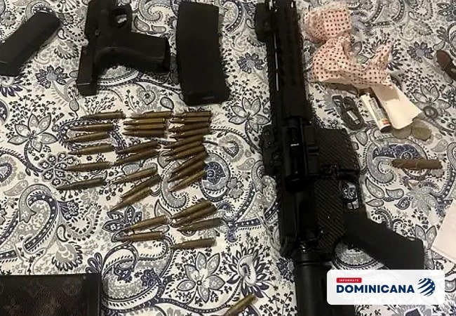 Detienen a un alemán en Juan Dolio con un fusil, una pistola y 34,200 dólares