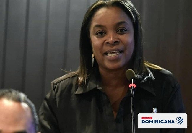 Millys Martínez a Faride Raful: «Su silencio duele»; los diputados dejan la sesión