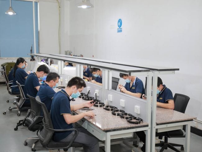Plastic and metal parts Small and medium batches production manufacturing service