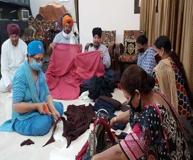 Sikh community masks - jagran - independence day