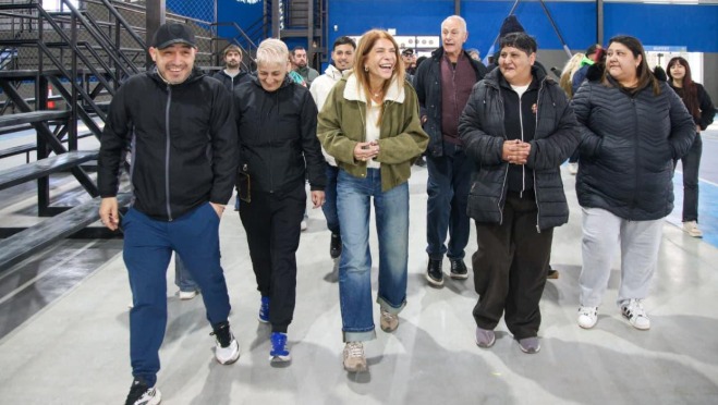 Magdalena Sierra recorrió obras de infraestructura en Villa Tranquila