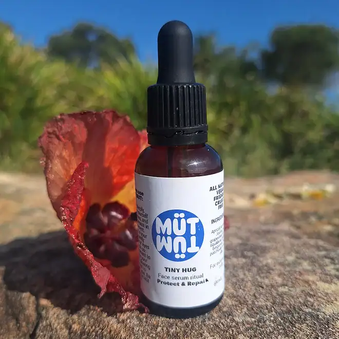 Tiny Hug Face Serum