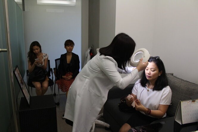 acie fores at skinlux derma