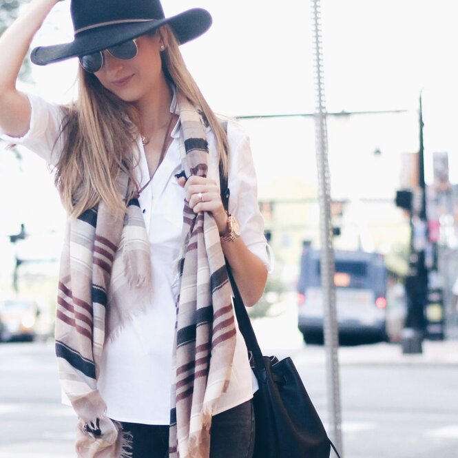 cowgirl booties - felt hat and black western booties