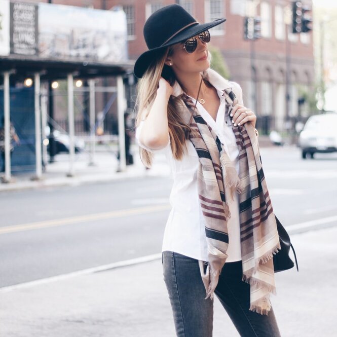 cowgirl booties - felt hat and black western booties