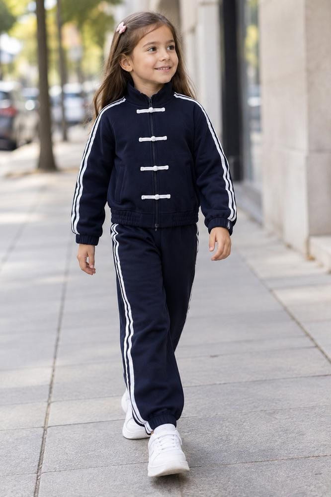 Conjunto sudadera y pantalón azul marino blanco