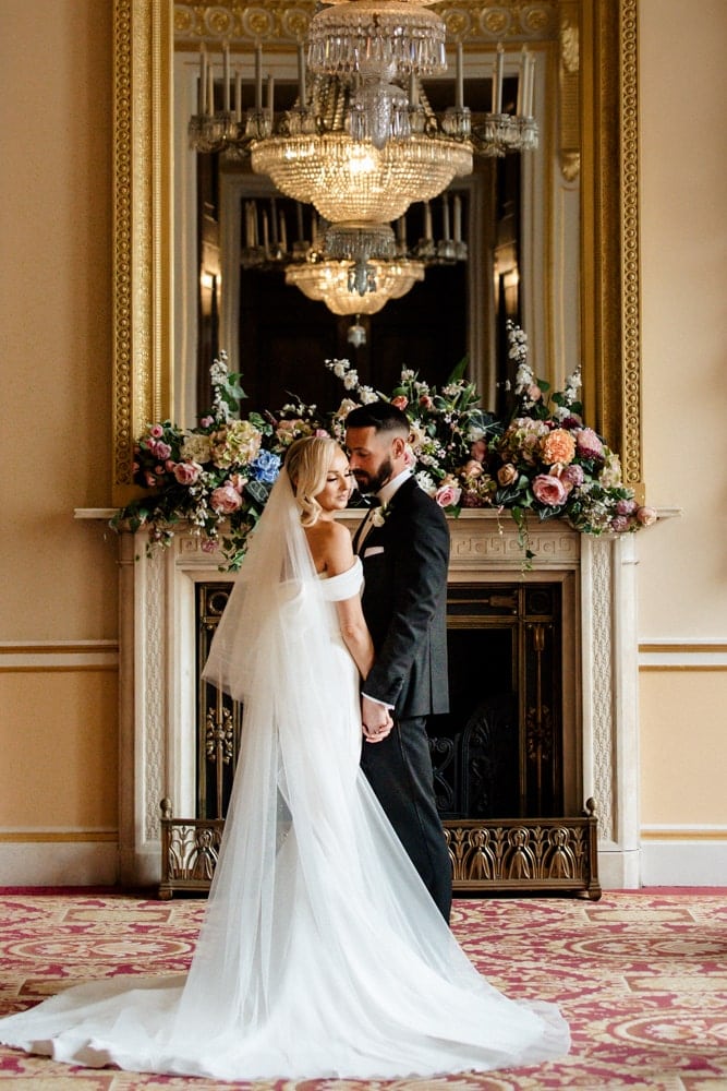 Liverpool town hall wedding photography teri and mat's big day at liverpool town hall