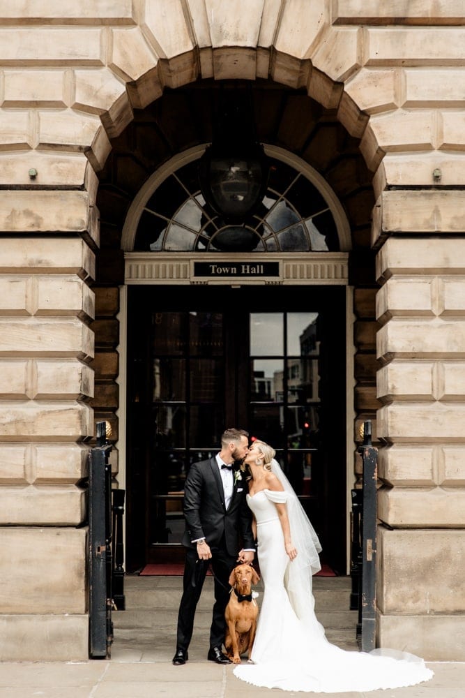 Liverpool town hall wedding photography teri and mat's big day at liverpool town hall
