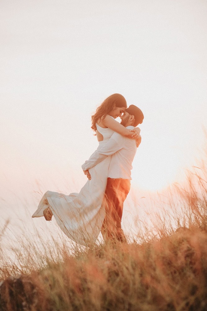 MARRIAGE PROPOSAL PHOTOGRAPHER Thailand hug
